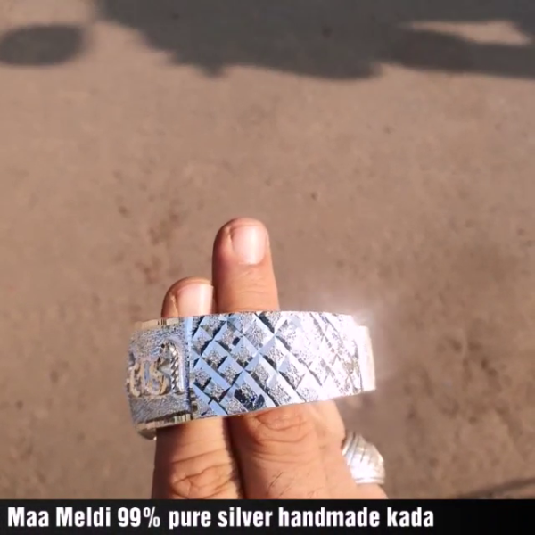 Meladi Mata Kada for men