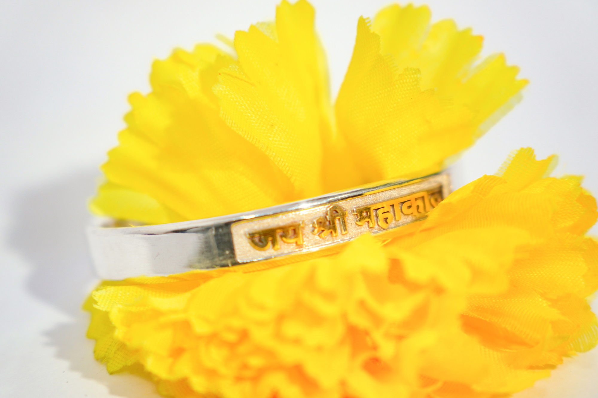 50gm PURE SILVER JAI SHREE MAHAKAAL BANGLE FOR UNISEX - MAHAMRITYUNJAY MANTRA Engraved Inside . - Image 4