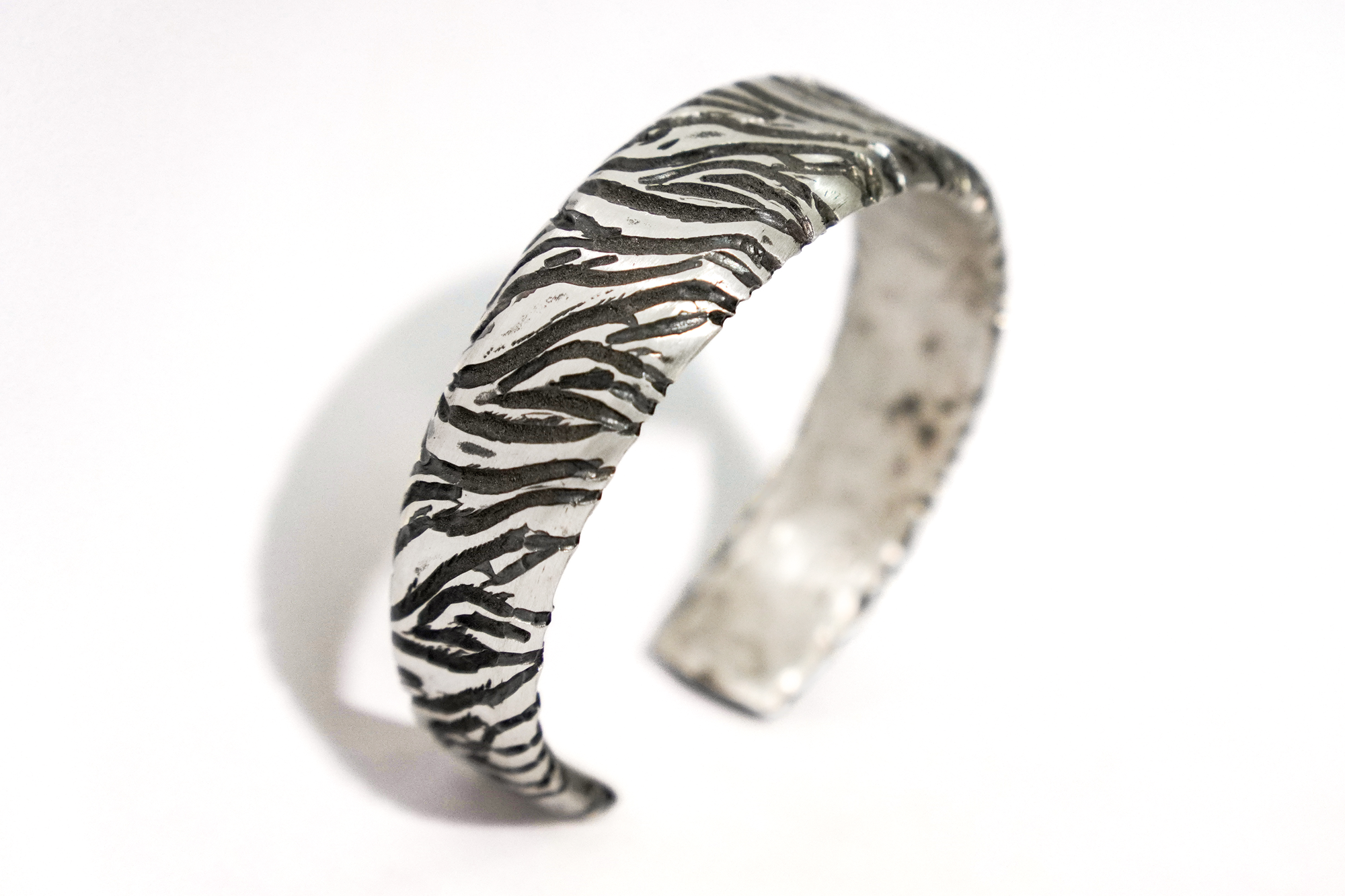 150gm 99% Pure SILVER HANDMADE CHITAKAARI KADA WITH OXIDATION - Image 4