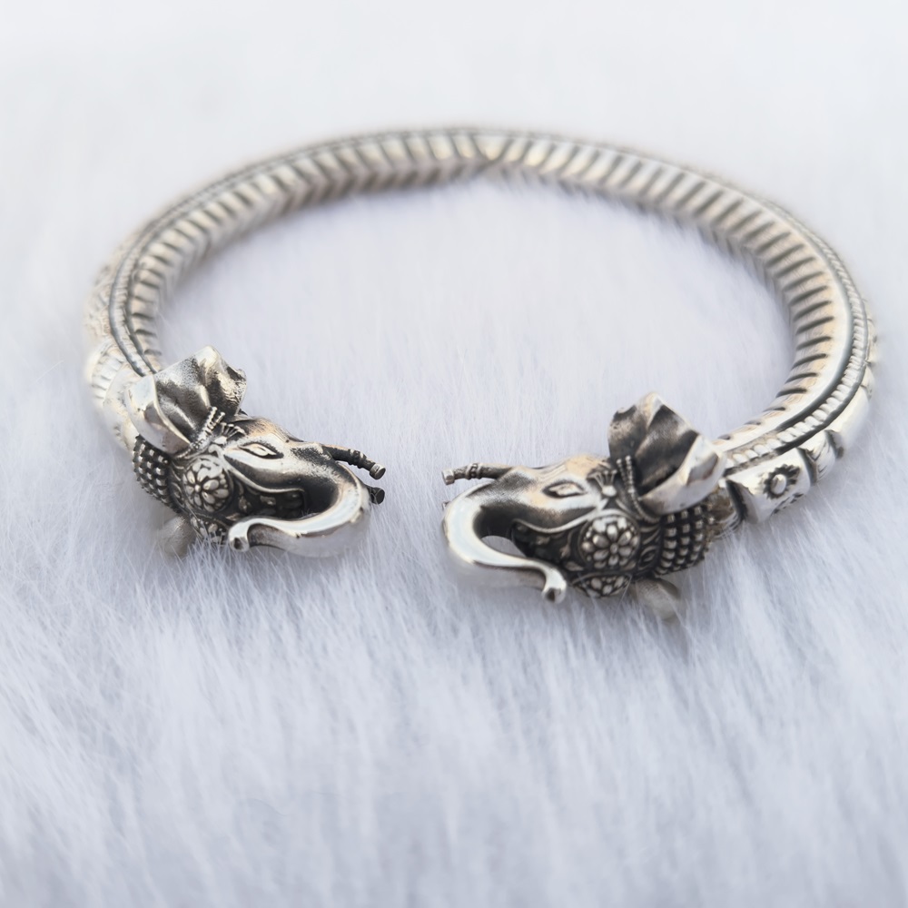 99% PURE 100gm FANCY DESIGNER HANDMADE OPEN ELEPHANT KADA FOR MEN - Image 4