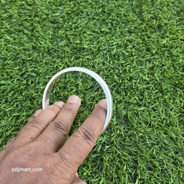 halfround_casted_bangle_gold_Nail_3