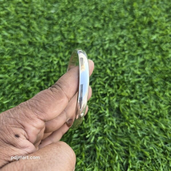 halfround_casted_bangle_gold_Nail_2